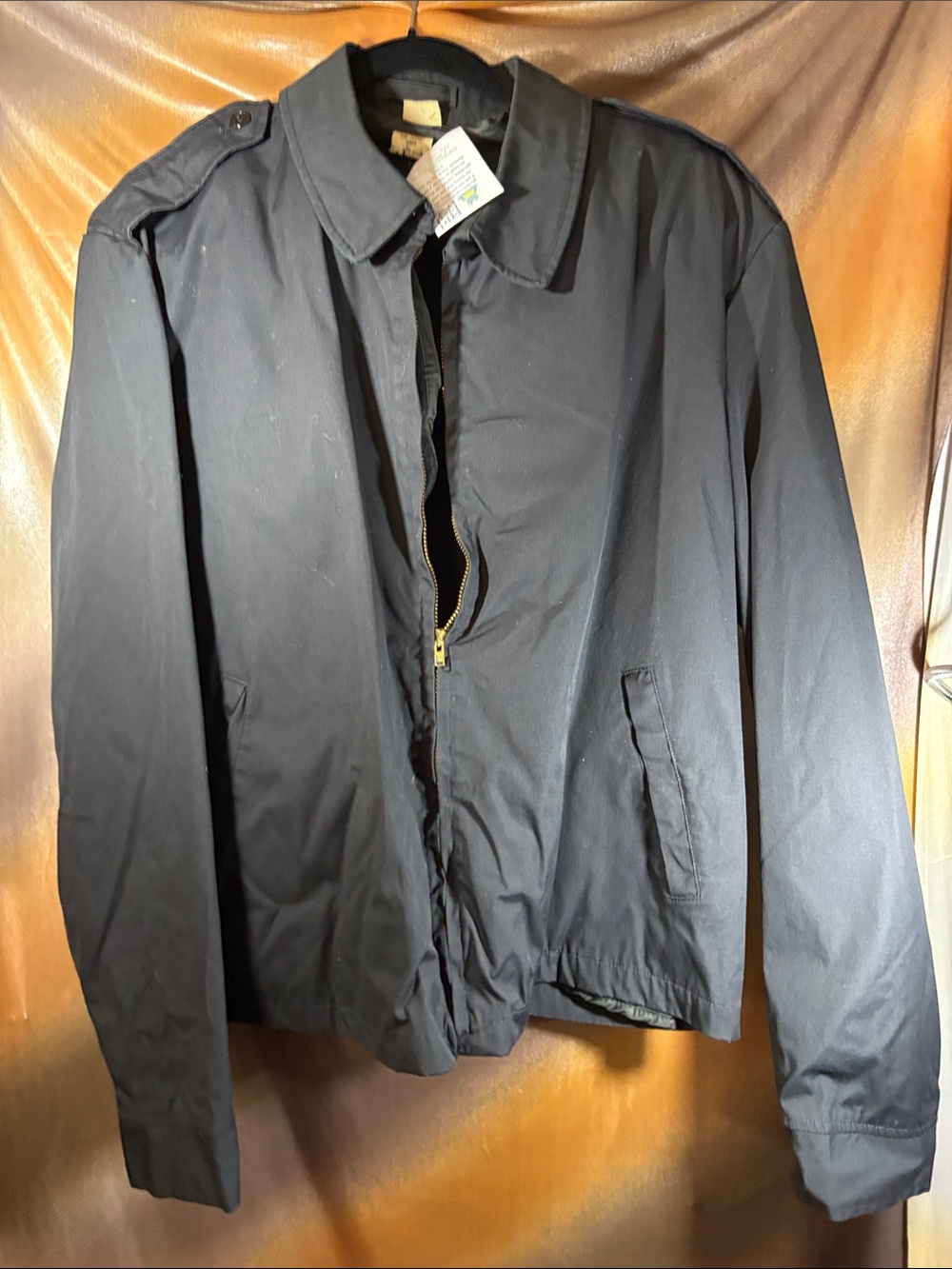 Vintage (70’s) Creighton Men's Classic Black Zip-Front Jacket. XL DD
